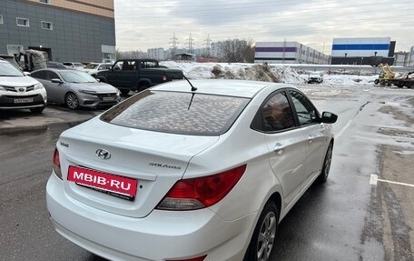 Hyundai Solaris II рестайлинг, 2011 год, 690 000 рублей, 8 фотография