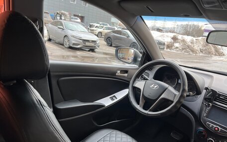 Hyundai Solaris II рестайлинг, 2011 год, 690 000 рублей, 17 фотография