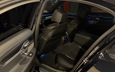 BMW 7 серия, 2019 год, 4 990 000 рублей, 16 фотография