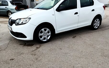 Renault Logan II, 2016 год, 720 000 рублей, 2 фотография