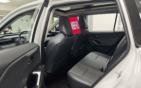 Toyota RAV4, 2025 год, 4 980 000 рублей, 19 фотография