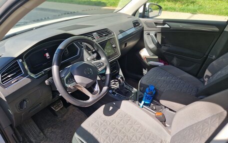 Volkswagen Tiguan II, 2021 год, 3 500 000 рублей, 11 фотография