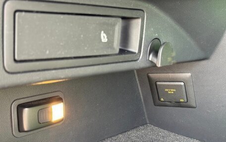 Volkswagen Tiguan II, 2021 год, 3 500 000 рублей, 18 фотография