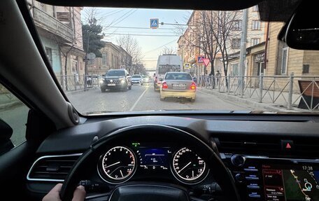 Toyota Camry, 2019 год, 2 670 000 рублей, 5 фотография