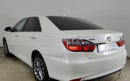Toyota Camry, 2017 год, 2 110 000 рублей, 5 фотография