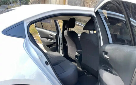 Toyota Corolla, 2022 год, 1 360 000 рублей, 10 фотография