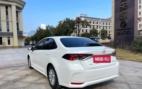 Toyota Corolla, 2022 год, 1 360 000 рублей, 6 фотография