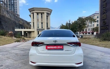 Toyota Corolla, 2022 год, 1 360 000 рублей, 4 фотография