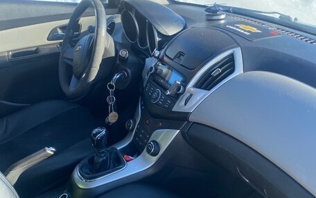 Chevrolet Cruze II, 2013 год, 735 000 рублей, 7 фотография