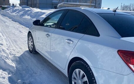 Chevrolet Cruze II, 2013 год, 735 000 рублей, 4 фотография