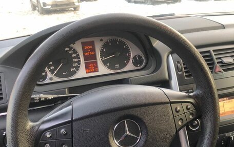 Mercedes-Benz B-Класс, 2010 год, 800 000 рублей, 11 фотография