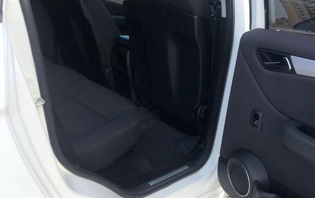 Mercedes-Benz B-Класс, 2010 год, 800 000 рублей, 15 фотография