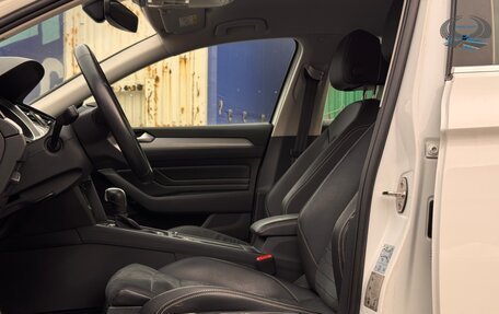 Volkswagen Passat B8 рестайлинг, 2021 год, 2 700 000 рублей, 18 фотография