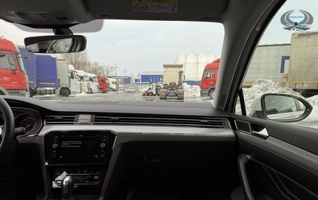 Volkswagen Passat B8 рестайлинг, 2021 год, 2 700 000 рублей, 27 фотография