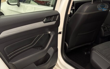 Volkswagen Passat B8 рестайлинг, 2021 год, 2 700 000 рублей, 33 фотография