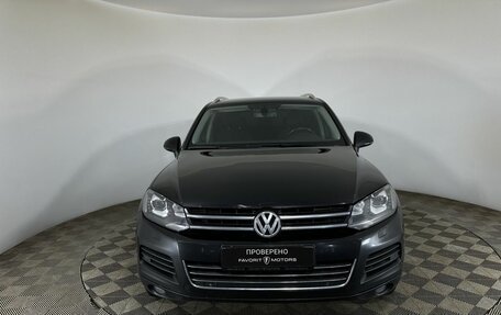 Volkswagen Touareg III, 2011 год, 1 450 000 рублей, 2 фотография