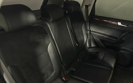 Volkswagen Touareg III, 2011 год, 1 450 000 рублей, 15 фотография