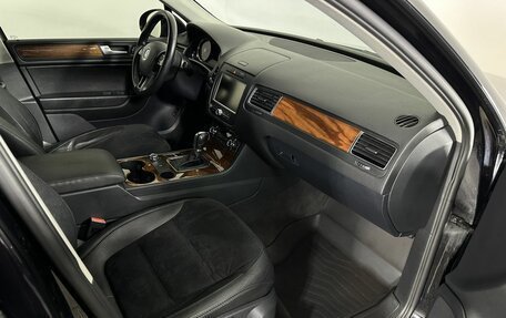 Volkswagen Touareg III, 2011 год, 1 450 000 рублей, 14 фотография