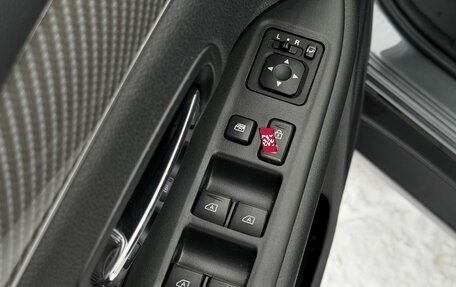 Mitsubishi Outlander III рестайлинг 3, 2021 год, 2 900 000 рублей, 15 фотография