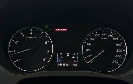 Mitsubishi Outlander III рестайлинг 3, 2021 год, 2 900 000 рублей, 29 фотография