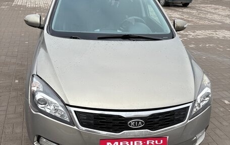 KIA cee'd I рестайлинг, 2010 год, 650 000 рублей, 13 фотография