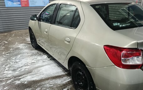 Renault Logan II, 2015 год, 620 000 рублей, 3 фотография