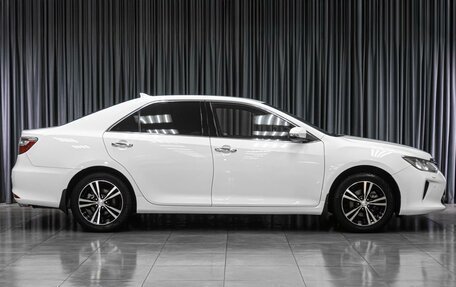 Toyota Camry, 2017 год, 2 519 000 рублей, 5 фотография