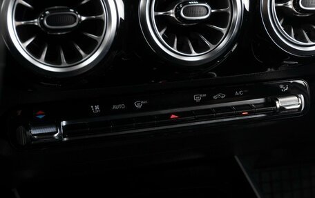 Mercedes-Benz GLA, 2021 год, 3 429 000 рублей, 15 фотография