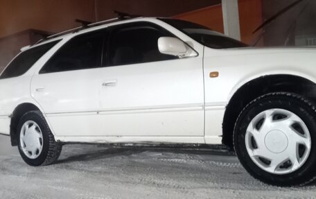 Toyota Camry, 1998 год, 450 000 рублей, 2 фотография