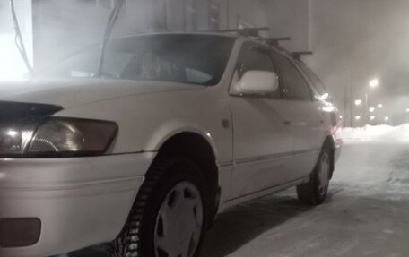 Toyota Camry, 1998 год, 450 000 рублей, 6 фотография