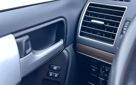 Toyota Land Cruiser Prado 150 рестайлинг 2, 2021 год, 8 100 000 рублей, 14 фотография