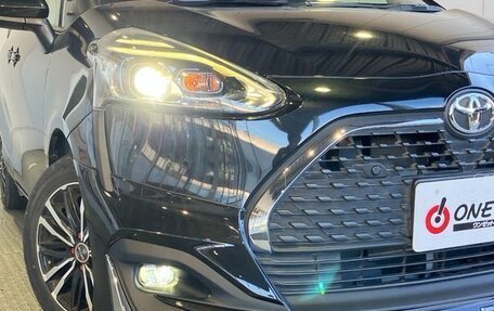 Toyota Sienta II, 2022 год, 1 420 000 рублей, 9 фотография