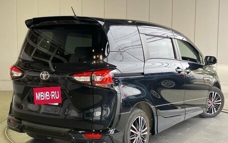 Toyota Sienta II, 2022 год, 1 420 000 рублей, 4 фотография