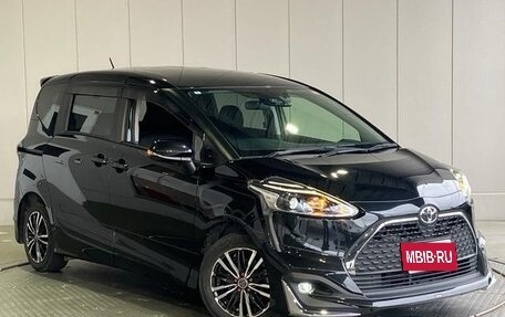 Toyota Sienta II, 2022 год, 1 420 000 рублей, 3 фотография