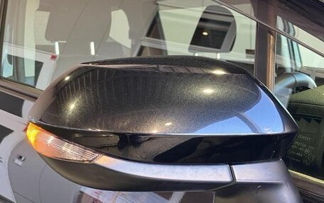 Toyota Sienta II, 2022 год, 1 420 000 рублей, 18 фотография