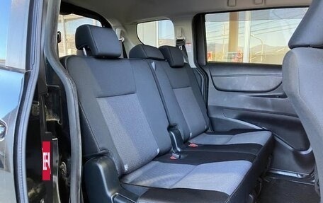 Toyota Sienta II, 2022 год, 1 420 000 рублей, 33 фотография