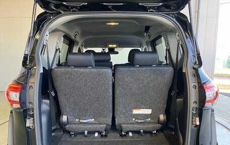 Toyota Sienta II, 2022 год, 1 420 000 рублей, 36 фотография