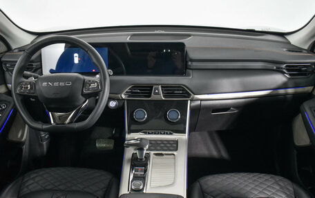 CheryExeed TXL, 2022 год, 2 397 900 рублей, 15 фотография