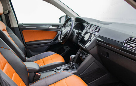 Volkswagen Tiguan II, 2017 год, 2 878 000 рублей, 9 фотография