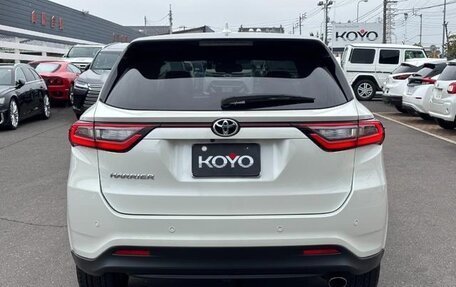 Toyota Harrier, 2018 год, 2 170 000 рублей, 6 фотография