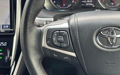 Toyota Harrier, 2018 год, 2 170 000 рублей, 20 фотография