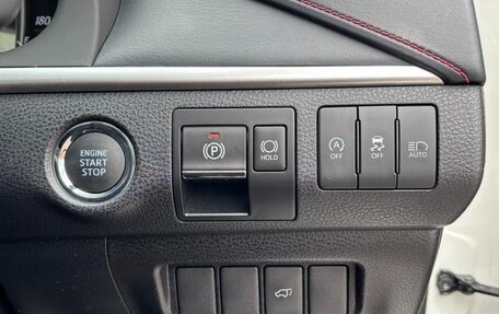 Toyota Harrier, 2018 год, 2 170 000 рублей, 28 фотография