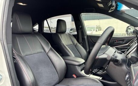 Toyota Harrier, 2018 год, 2 170 000 рублей, 31 фотография