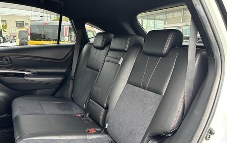 Toyota Harrier, 2018 год, 2 170 000 рублей, 38 фотография