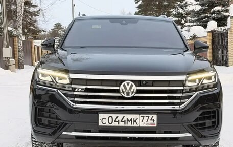 Volkswagen Touareg III, 2018 год, 5 100 000 рублей, 1 фотография