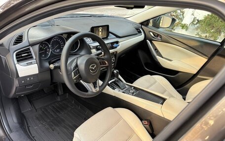 Mazda 6, 2015 год, 1 950 000 рублей, 19 фотография