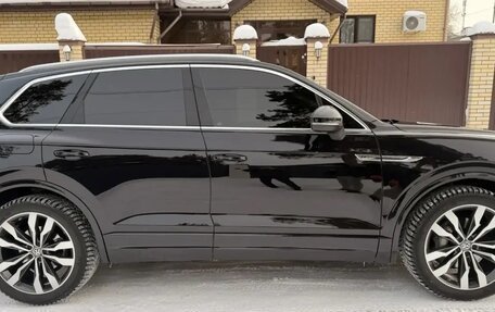 Volkswagen Touareg III, 2018 год, 5 100 000 рублей, 8 фотография