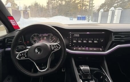 Volkswagen Touareg III, 2018 год, 5 100 000 рублей, 10 фотография