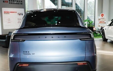 Tesla Model Y I, 2026 год, 9 011 000 рублей, 6 фотография