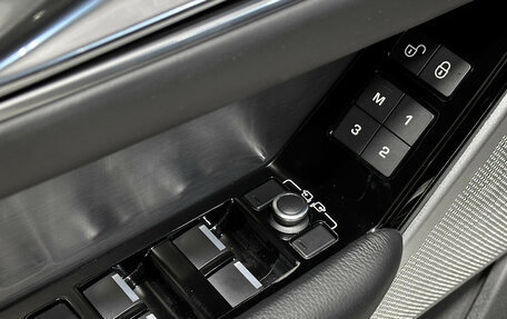 Land Rover Range Rover Velar I, 2017 год, 3 867 000 рублей, 19 фотография